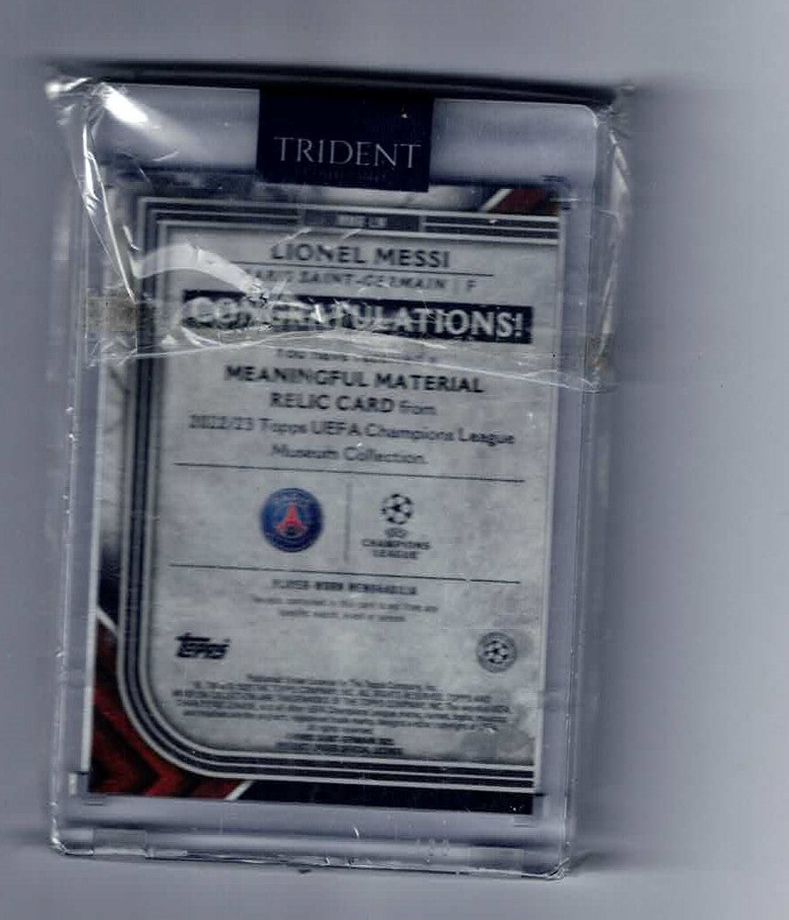 TOPPS 2022 Museum Collection UCL Meaningful Material Relics Sapphire /75 Lionel Messi